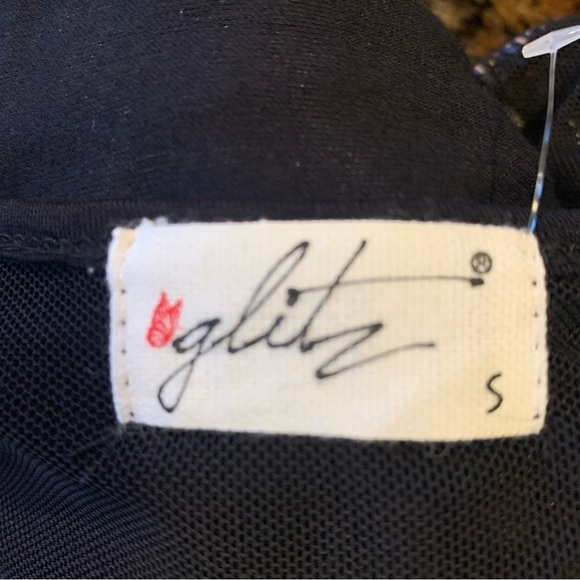 NWT✨Glitz brand mesh top - Picture 4 of 7